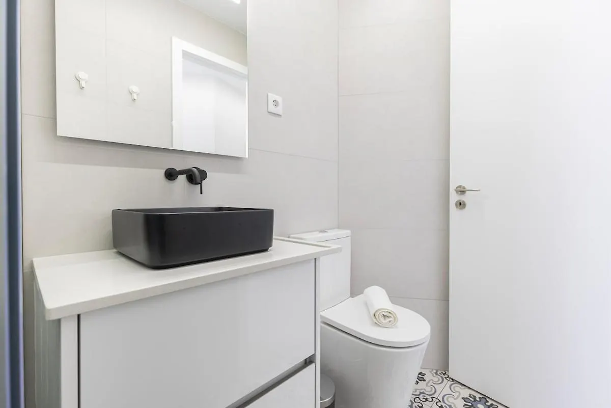 Apartamento Novo Junto Ao Metro Lisbon
