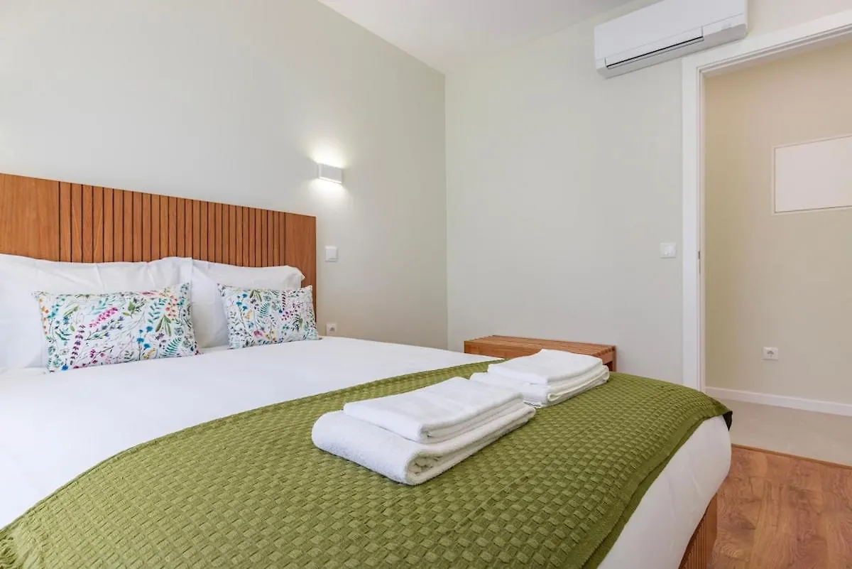 Apartment Apartamento Novo Junto Ao Metro Lisbon