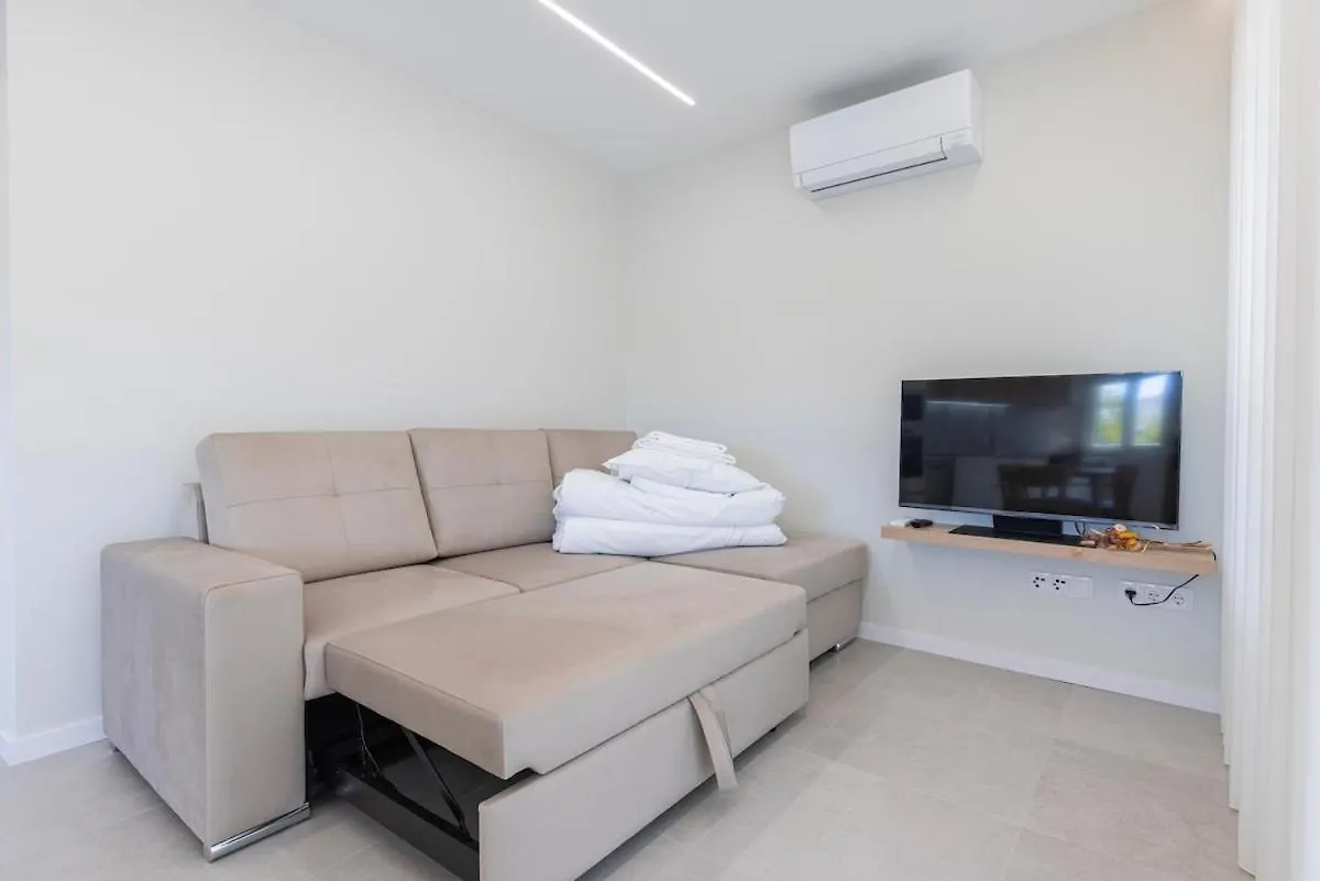 Apartamento Novo Junto Ao Metro Lisboa