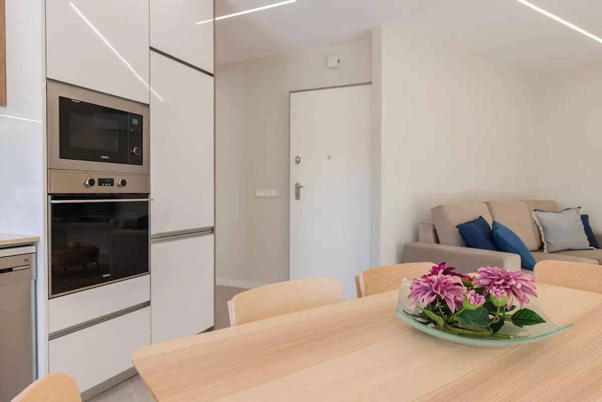 Apartamento Novo Junto Ao Metro Lisboa